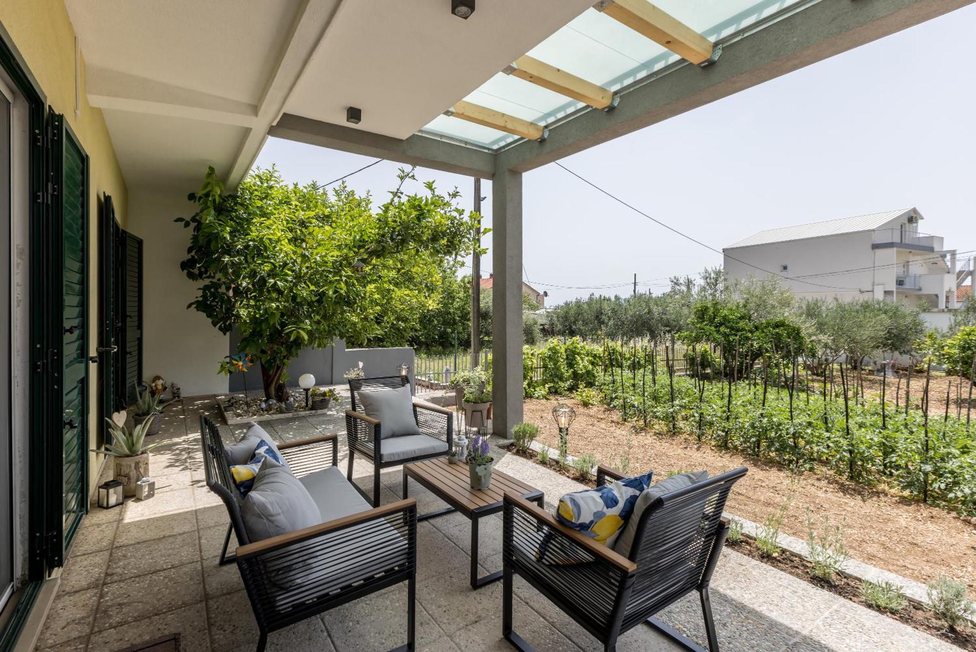 Citrus Accommodation Kastela Exterior photo